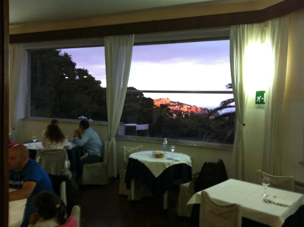 Hotel Eden سان دومينو المظهر الخارجي الصورة